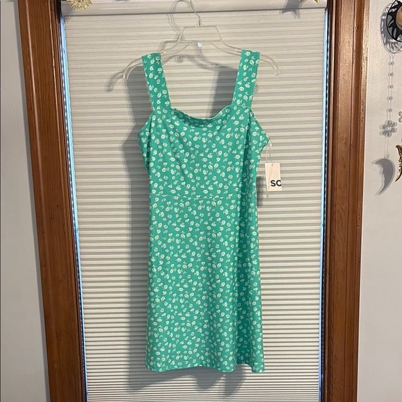 SO Dresses & Skirts - Floral Turquoise Dress